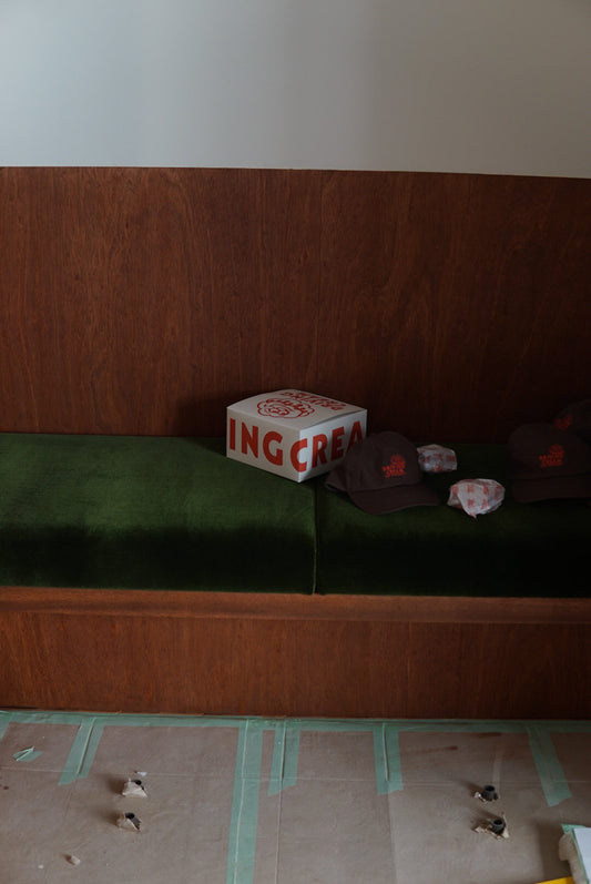 DRIVING CREAM 扉の向こうに甘い工場