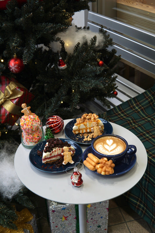 キャロットタワー店の冬支度。ときめくスノーケーキ。