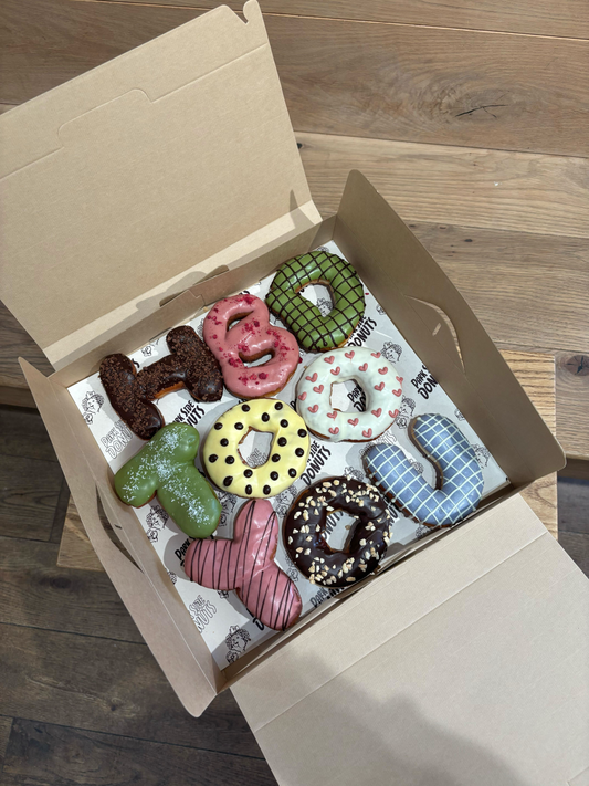 カラフルで、特別な一日を。PARK STOREのハッピーバースデードーナツ