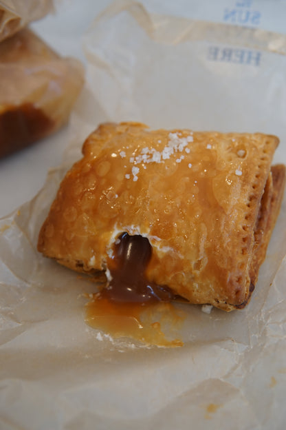 自家製キャラメルパイ4個入り