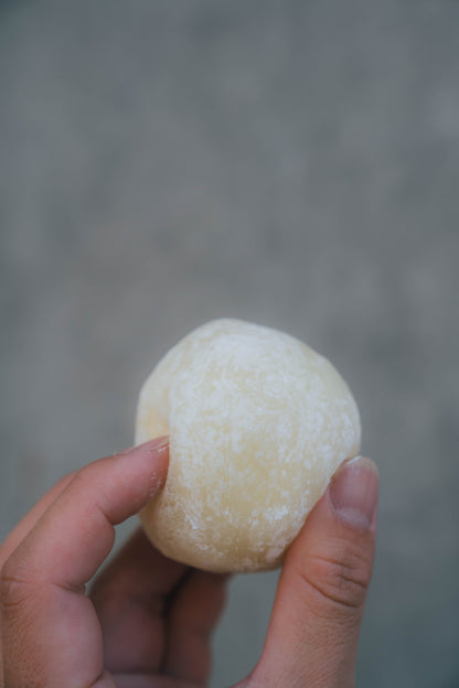 【受注販売】ちぃ（チーズ大福）