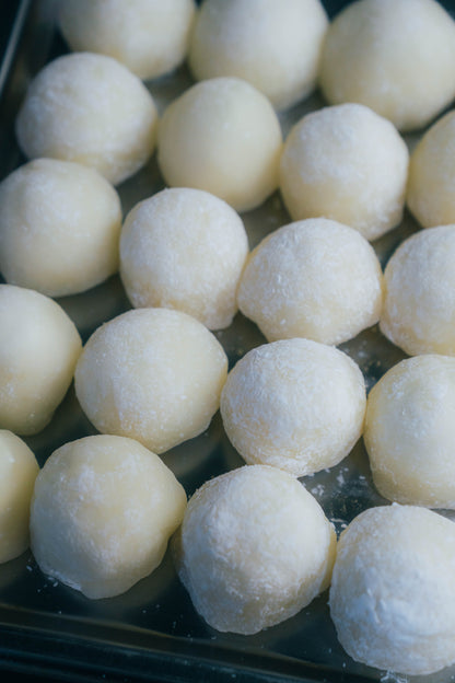 【受注販売】ちぃ（チーズ大福）