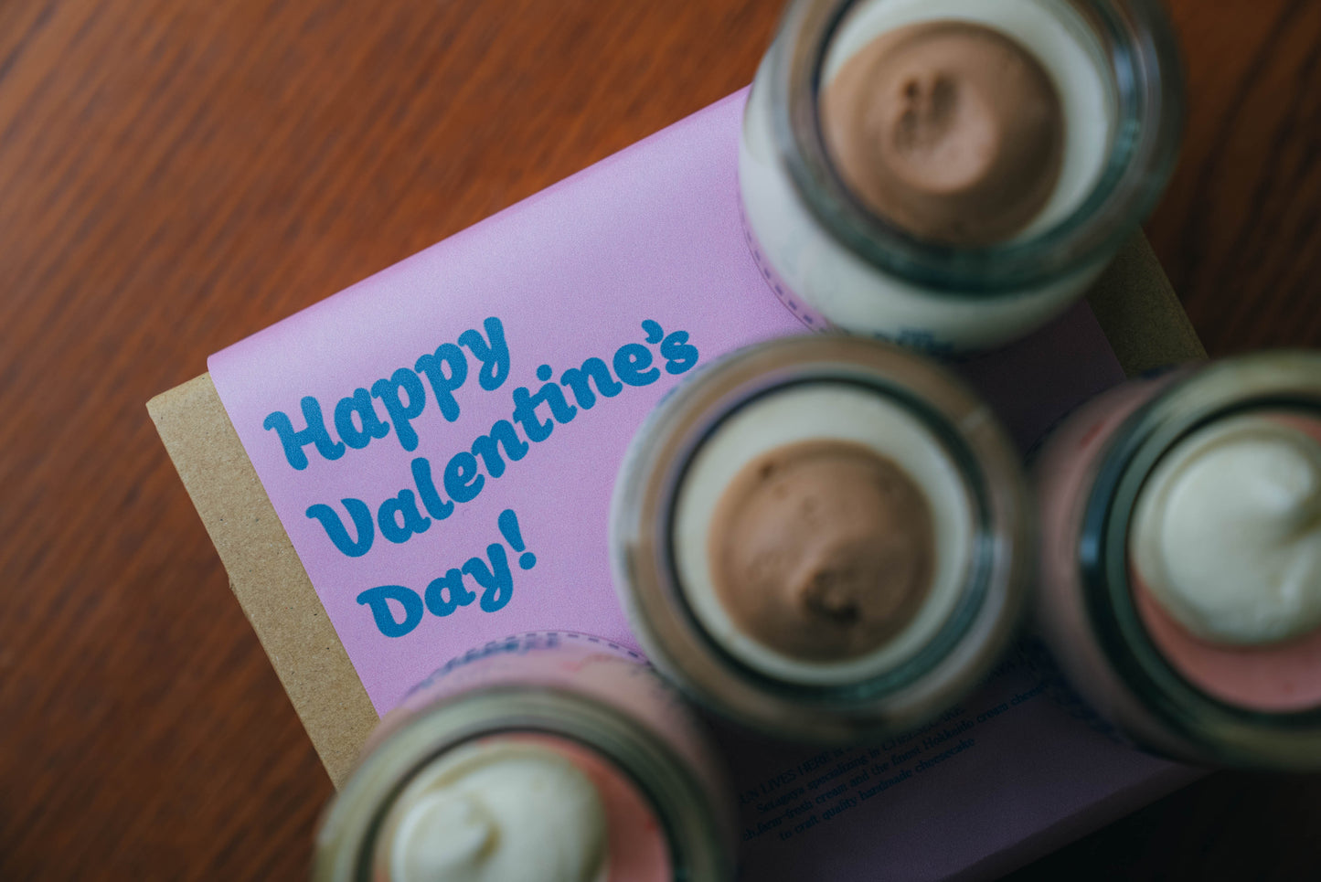 【バレンタイン】CHILK チーズケーキ  4個 BOX(チョコ、ストロベリー）