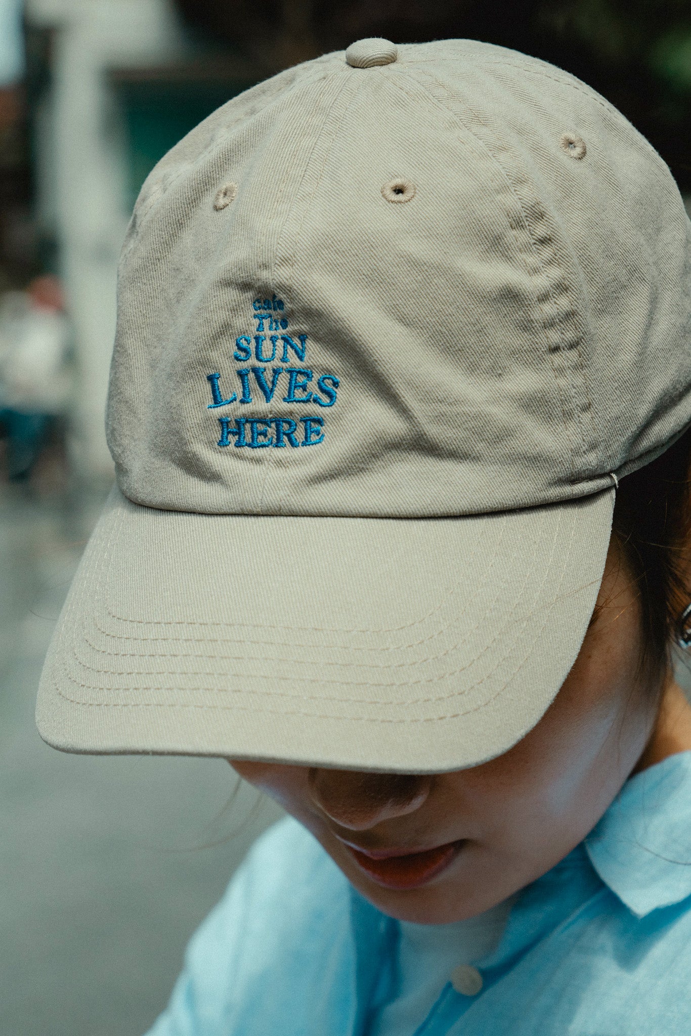 The SUN LIVES HERE キャップ ベージュ｜公式グッズ / Cap Beige